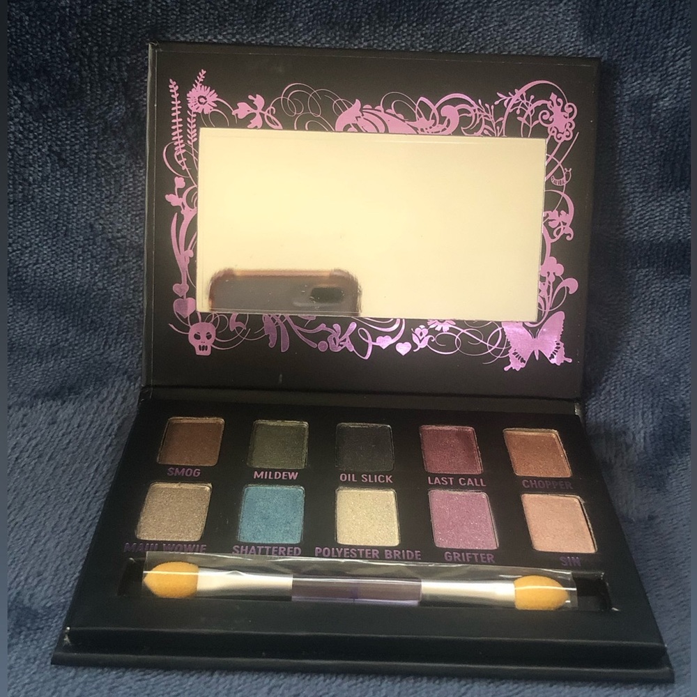 USED Urban Decay Ammo Eye Shadow Palette Eyeshadow HTF